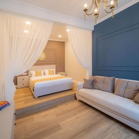 Bluesky Ultra-Central Premium Apartment ออราแด ภายนอก รูปภาพ