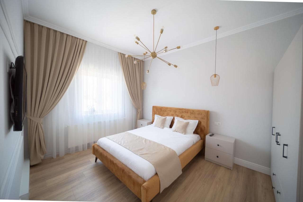 Bluesky Ultra-Central Premium Apartment ออราแด ภายนอก รูปภาพ